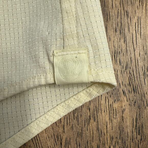 Lululemon Men’s Airing Easy Short Sleeve Shirt Heathered Lemon Chiffon Sz Small - Picture 5 of 10